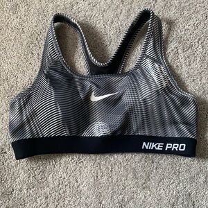 nike pro sports bra